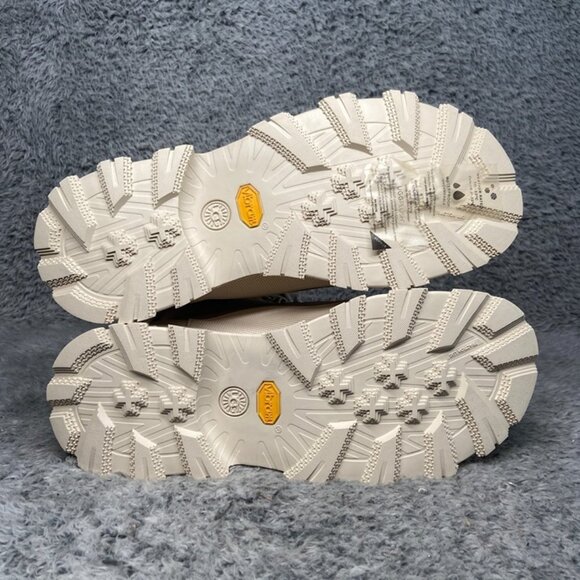 UGG Adirondack Meridian Hiking Boots Size 7.5 Women Sand 1169050 - Picture 6 of 7